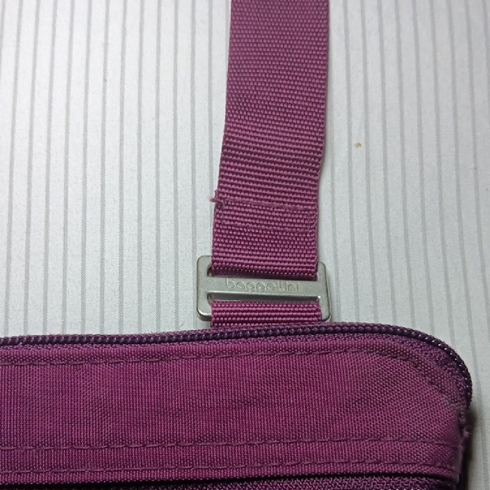 Baggallini Wine Crossbody Bag - Picture 8 of 11